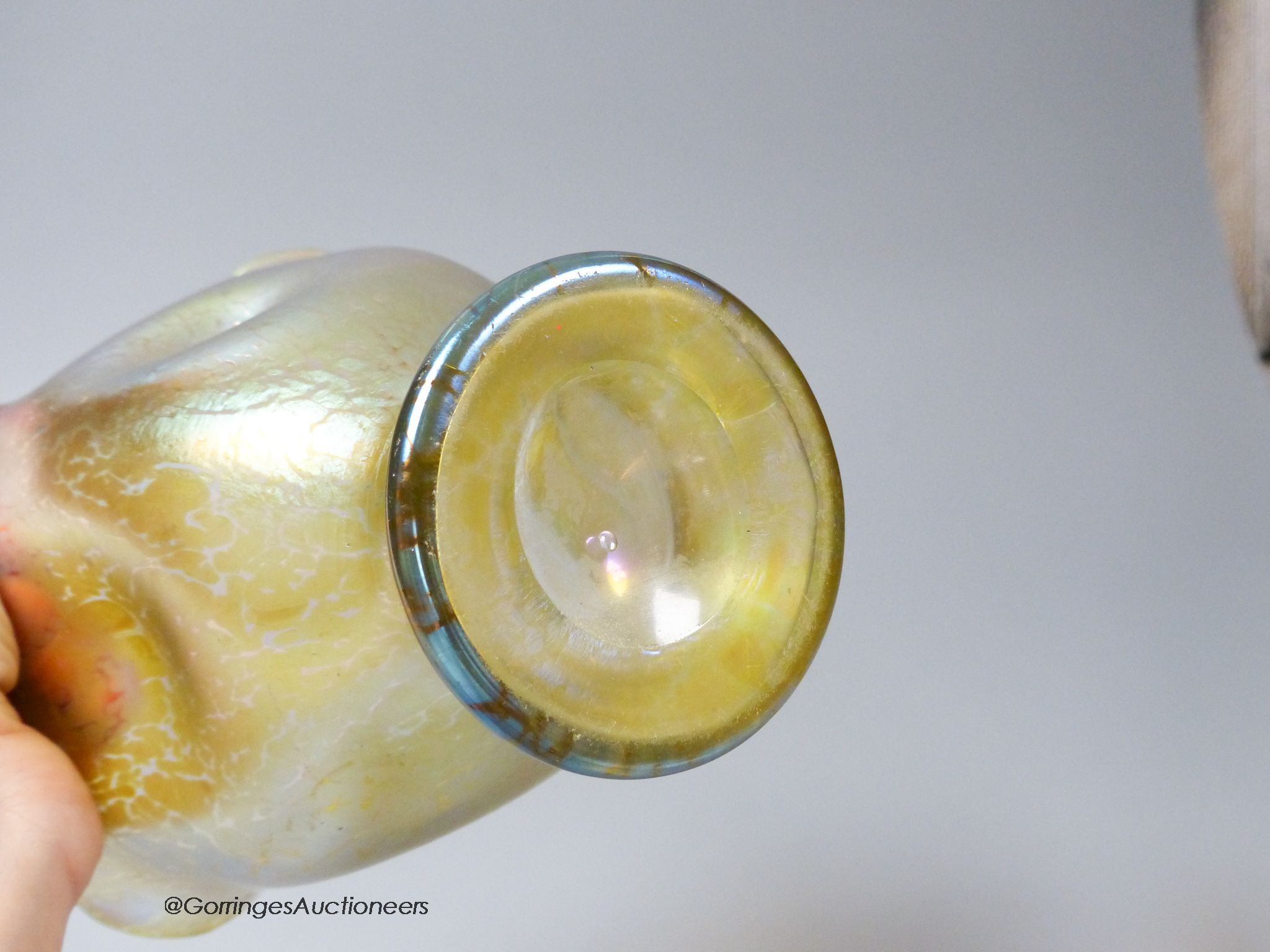 A Loetz type lemon ground iridescent glass vase, 16cn